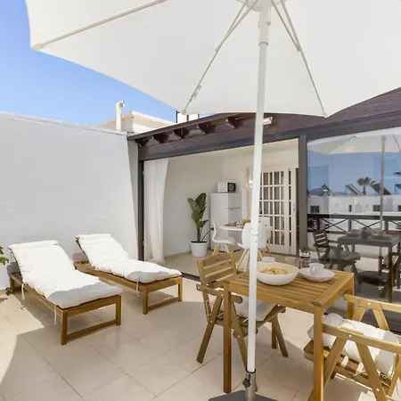 Sea View Apt Puerto Del Carmen Exterior photo