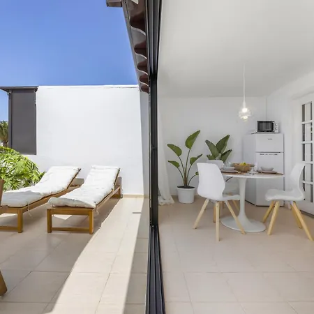 Sea View Apt Puerto Del Carmen Exterior photo