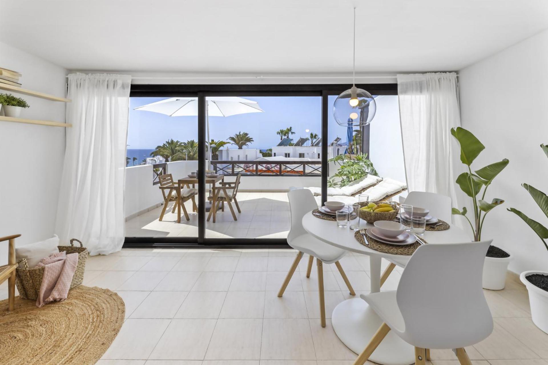 Sea View Apartment Puerto del Carmen (Lanzarote)